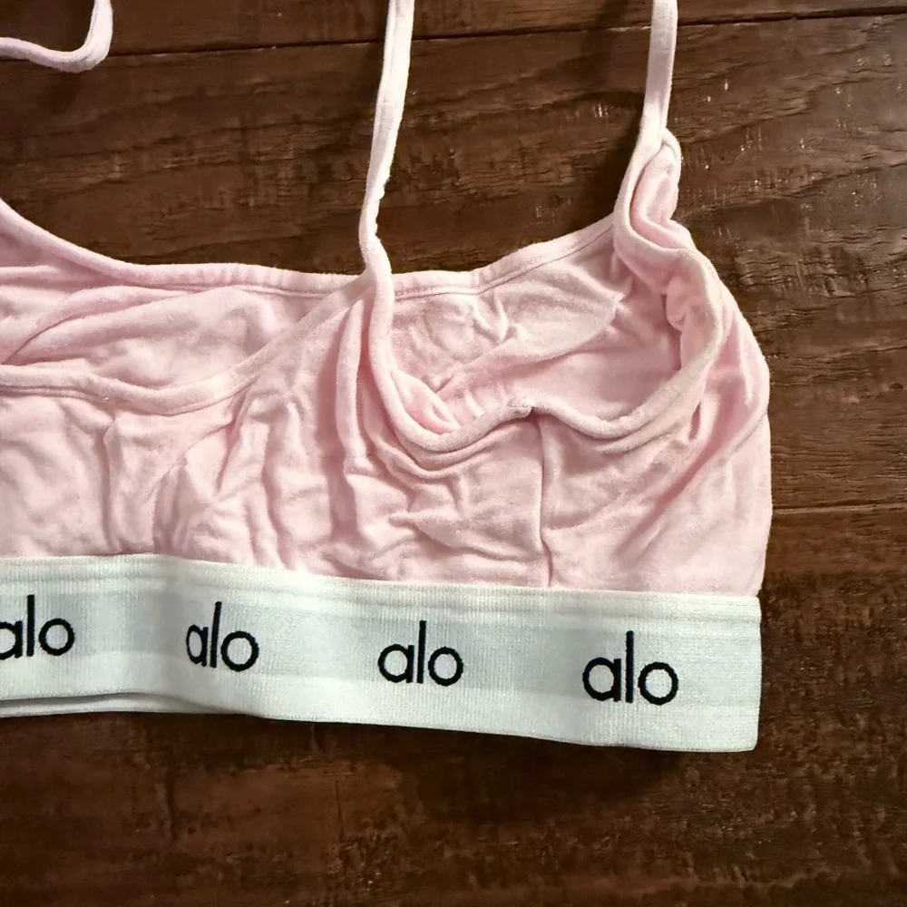 ALO Yoga Blush Pink Bralette - Picture 3 of 3